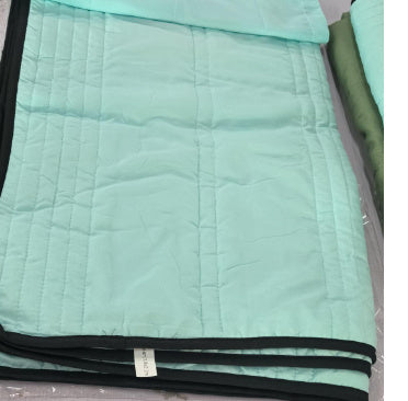 Cooling Blanket – Lightweight Pure Color Summer Quilt, Washable & Compressible